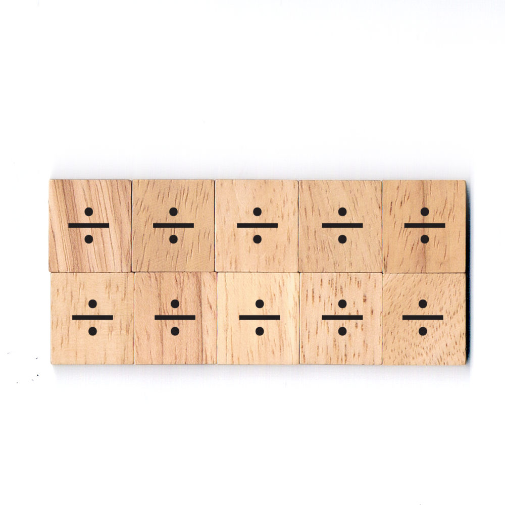 SM4 (÷) Divided Sign Wooden Scrabble Tiles for DIY Crafts and Handicraft Items